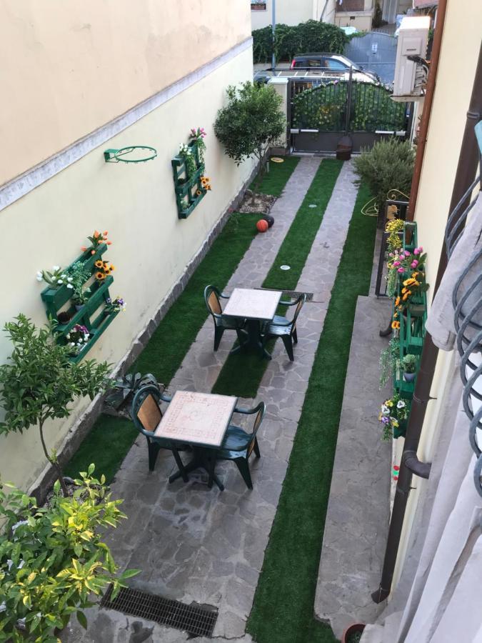 Santa Maria Lägenhet Olbia Exteriör bild